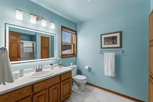 1414 W El Rancho Dr, Mequon, WI 53092 - Photo 31