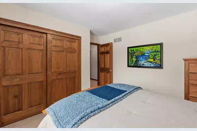 1414 W El Rancho Dr, Mequon, WI 53092 - Photo 33