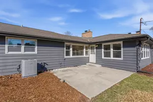 9032 N Regent Rd, Bayside, WI 53217 - Photo 25