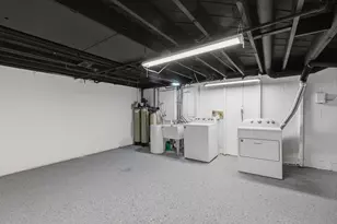 9032 N Regent Rd, Bayside, WI 53217 - Photo 23