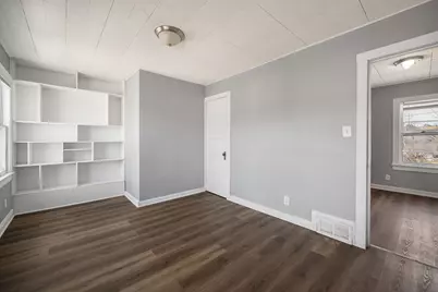 4881 N 58th St, Milwaukee, WI 53218 - Photo 13