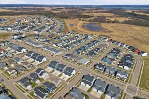 2818 Frisee Dr, Fitchburg, WI 53719 - Photo 35