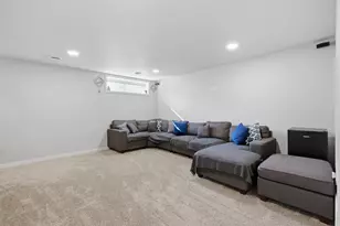 2818 Frisee Dr, Fitchburg, WI 53719 - Photo 27