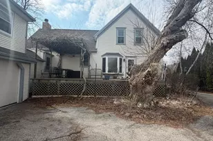 11004 N Range Line Rd, Mequon, WI 53092 - Photo 5