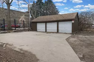 743 S 24th St, Milwaukee, WI 53204 - Photo 21