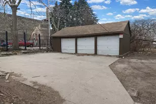 743 S 24th St, Milwaukee, WI 53204 - Photo 21