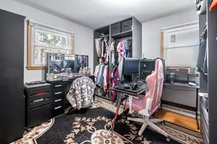 2571 S 68th St, Milwaukee, WI 53219 - Photo 15