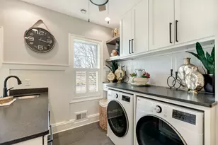 N39W23612 Grey Fox Ct, Pewaukee, WI 53072 - Photo 25