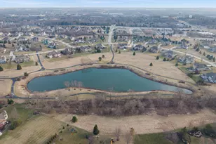 N39W23612 Grey Fox Ct, Pewaukee, WI 53072 - Photo 51