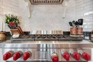 N39W23612 Grey Fox Ct, Pewaukee, WI 53072 - Photo 15