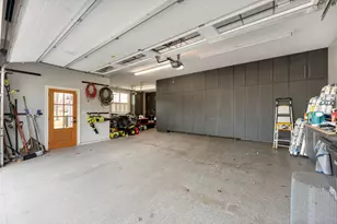 N39W23612 Grey Fox Ct, Pewaukee, WI 53072 - Photo 45