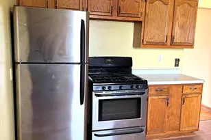 8830 W Acacia St, Milwaukee, WI 53224 - Photo 7