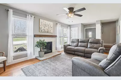 155  Concord Ln, West Bend, WI 53095 - Photo 7