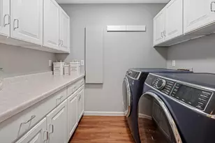 W223N8293 Sandras Dr, Lisbon, WI 53089 - Photo 17