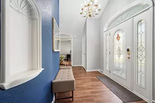 W223N8293 Sandras Dr, Lisbon, WI 53089 - Photo 3