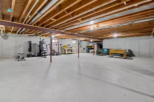 W223N8293 Sandras Dr, Lisbon, WI 53089 - Photo 27