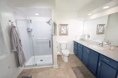 12437 N Emily Ln, Mequon, WI 53092 - Photo 13