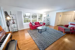 12437 N Emily Ln, Mequon, WI 53092 - Photo 3