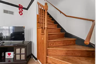 2135 S 102nd St, West Allis, WI 53227 - Photo 9