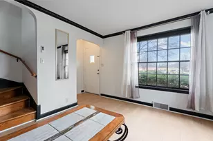 2135 S 102nd St, West Allis, WI 53227 - Photo 5