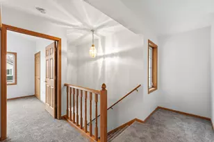 622 Shepherds Dr, West Bend, WI 53090 - Photo 9
