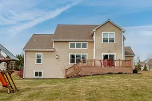 10194 S 34th St, Franklin, WI 53132 - Photo 41