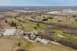 10194 S 34th St, Franklin, WI 53132 - Photo 47