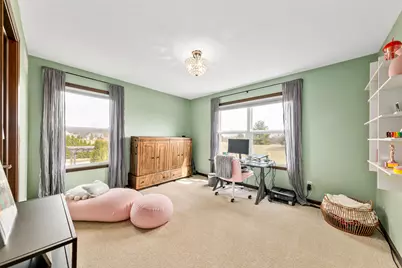 10194 S 34th St, Franklin, WI 53132 - Photo 29