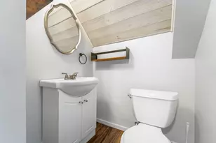 3864 E Cudahy Ave, Cudahy, WI 53110 - Photo 11