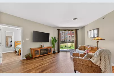 4120 S Lake Dr #159, Saint Francis, WI 53235 - Photo 7