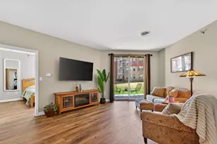 4120 S Lake Dr, Saint Francis, WI 53235 - Photo 7