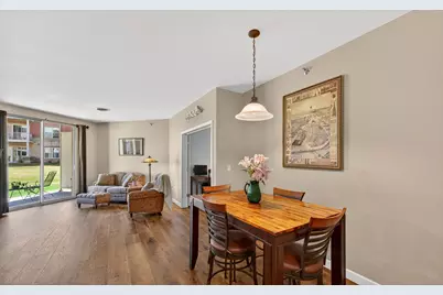 4120 S Lake Dr #159, Saint Francis, WI 53235 - Photo 5