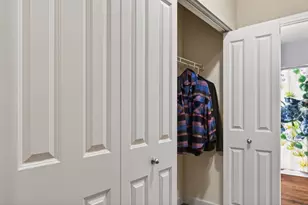 4120 S Lake Dr, Saint Francis, WI 53235 - Photo 23