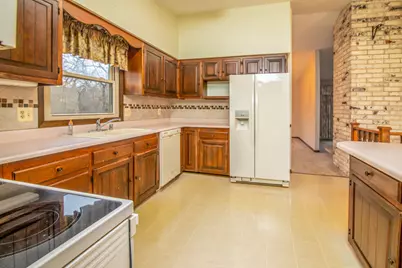 5041  Creek Haven Rd, Sun Prairie, WI 53527 - Photo 11