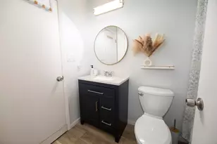 4050 W Rivers Edge Circle, Brown Deer, WI 53209 - Photo 11