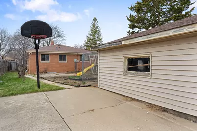 4750 N 70th St, Milwaukee, WI 53218 - Photo 17