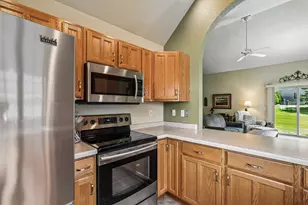N204W16184 Jackson Dr, Jackson, WI 53037 - Photo 3