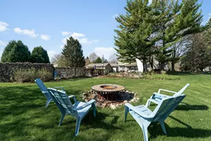 8570 W Hawthorne Ln, Franklin, WI 53132 - Photo 43