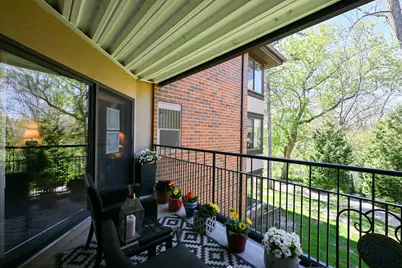 1600 W Green Tree Rd #202, Glendale, WI 53209 - Photo 19