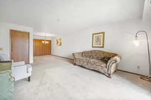8900 N Park Plaza Ct, Brown Deer, WI 53223 - Photo 11