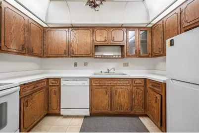 8900 N Park Plaza Ct #112, Brown Deer, WI 53223 - Photo 7