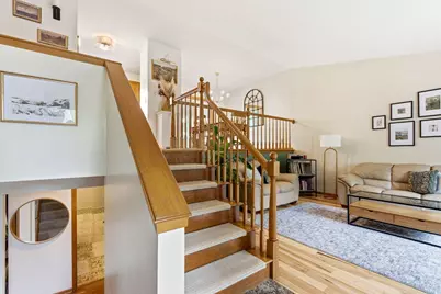 2321  Macarthur Rd, Waukesha, WI 53188 - Photo 7
