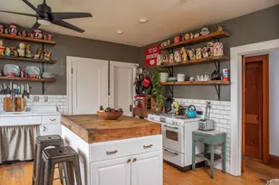 3833 E Martin Ave, Cudahy, WI 53110 - Photo 17