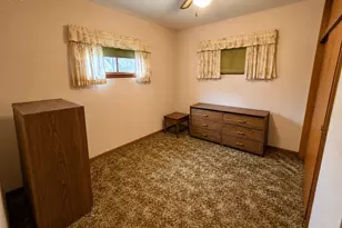 5874 N 67th St, Milwaukee, WI 53218 - Photo 11