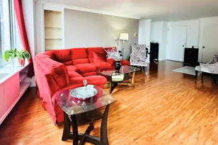1610 N Prospect Ave, Milwaukee, WI 53202 - Photo 3