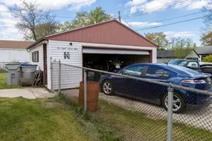 5874 S Marilyn St, Milwaukee, WI 53221 - Photo 29