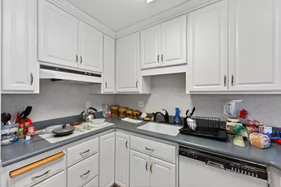 1610 N Prospect Ave #802, Milwaukee, WI 53202 - Photo 13