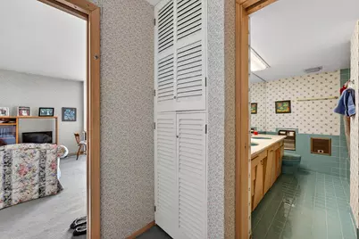 1610 N Prospect Ave #802, Milwaukee, WI 53202 - Photo 19