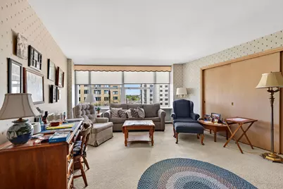 1610 N Prospect Ave #802, Milwaukee, WI 53202 - Photo 23