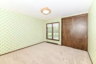 301 W Indian Creek Ct, Fox Point, WI 53217 - Photo 33